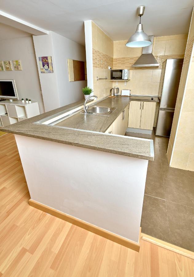 Holidays2Malaga Salitre 3 Bedroom Up To 7 People High Speed Wifi Kültér fotó