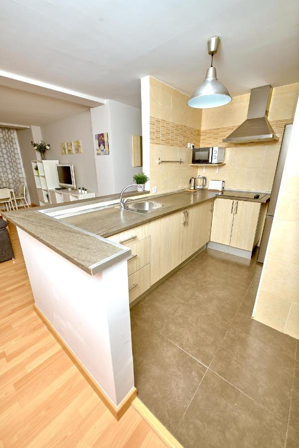 Holidays2Malaga Salitre 3 Bedroom Up To 7 People High Speed Wifi Kültér fotó